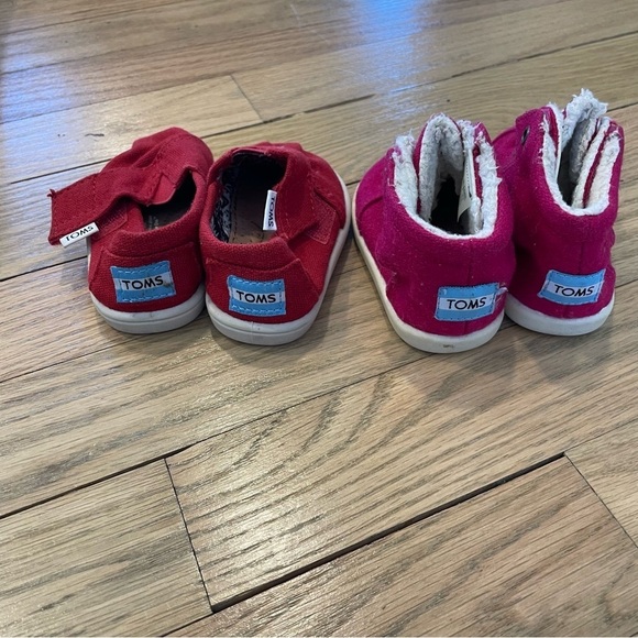 Toms 2 Pairs Baby Shoes- Botas Wool & Canvas - Picture 5 of 8